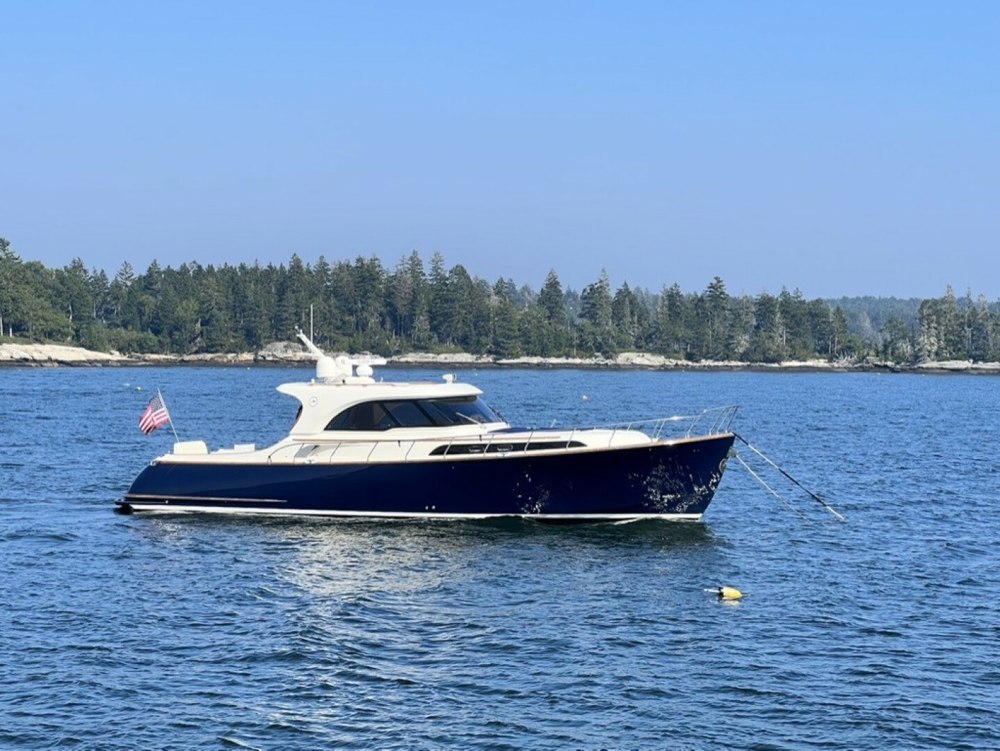Latitude Yacht Brokerage